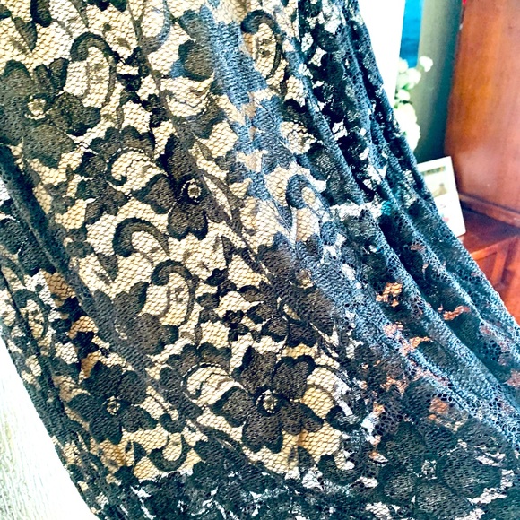 Black Lace Dress Size 5 - Picture 2 of 3